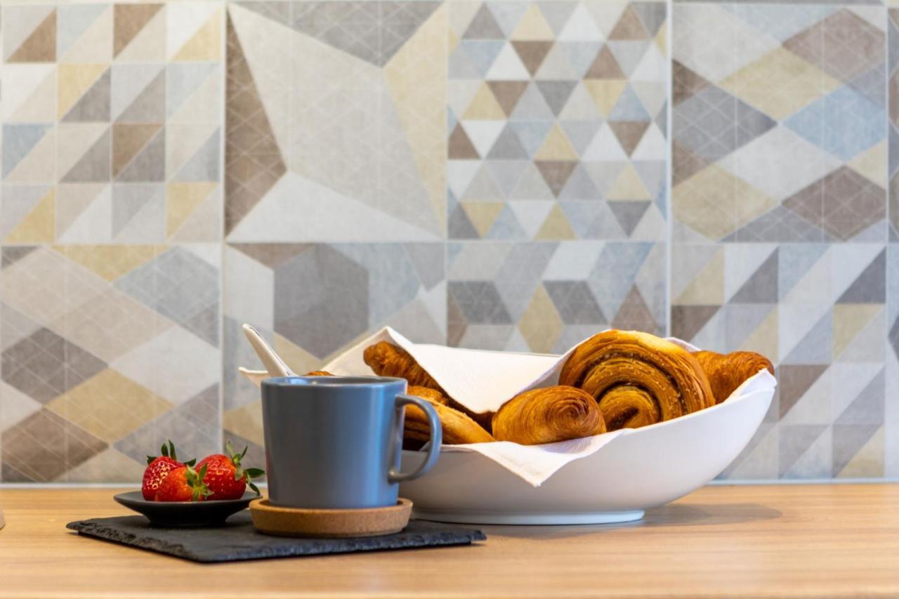 Living & Lifestyle Home - Klaipeda - By Hello Sea Homes エクステリア 写真